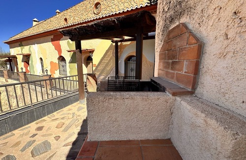 Benalua de Guadix Apartment | Cozy Cave Studio with Terrace