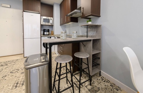 San Andres Apartment | Cozy Duplex with Open Kitchen and Private Suite in Madrid LDM11034
