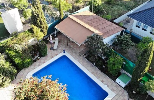 Hinojos House | Cozy guest house with swimming pool