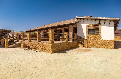 Salar House | Cozy home in Salar with indoor swimming pool