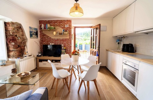 El Manto House | Cozy House a step away from Cudillero