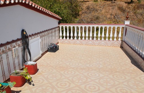 Almayate Bajo Cottage | Cozy house close to the beach, pet friendly.