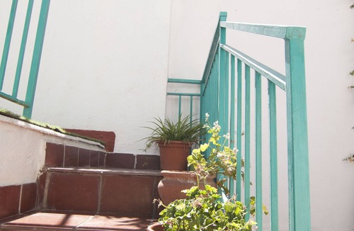 Genil House | Cozy House Near to the City Center of Granada