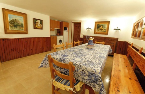 Medina De Pomar House | Cozy House on a Private Estate