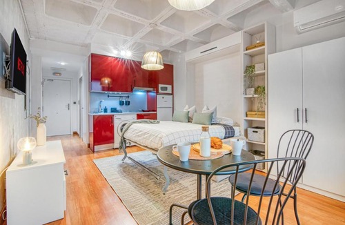 Simancas Apartment | Cozy Penthouse, 20 min to downtown, Alcalá Norte
