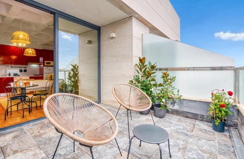 Simancas Apartment | Cozy Penthouse, 20 min to downtown, Alcalá Norte