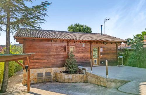 Torrelodones Villa | Cozy wood cabin, Casino, Pool, 25 min to Madrid Center