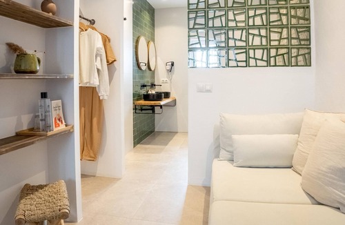 San Ambrosio House | Criadera Room