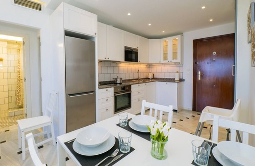 Mijas Apartment | Cubo's Apartamento Lubina Sun & Beach/beachfront/air conditioning/free wifi
