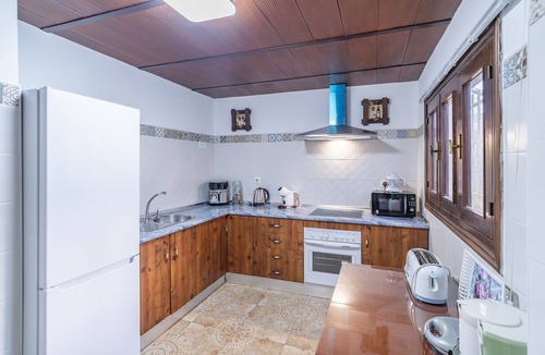 Alhaurin de la Torre Cottage | Cubo's Casa Rural Cortijillo Las Barrancas Family/private pool/air conditioning/BBQ/free Wi-Fi