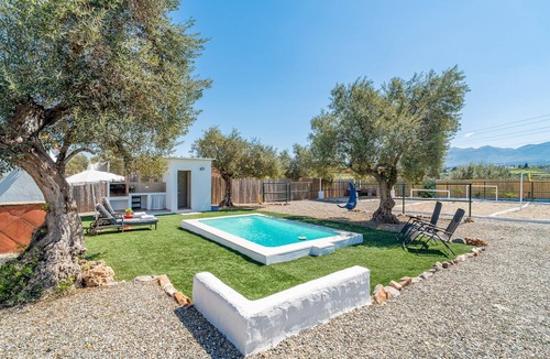 Alhaurin el Grande Cottage | Cubo's Casa Rural La Soleada/private pool/air conditioning/BBQ/free Wi-Fi