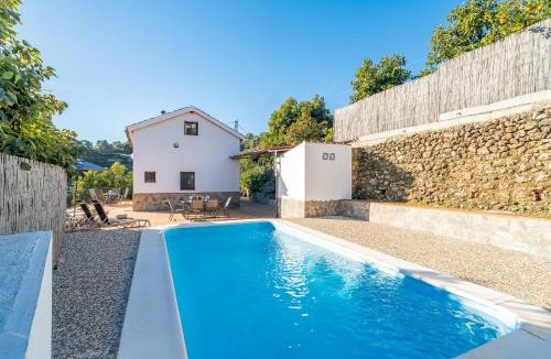 Yunquera House | Cubo's Casa Mi Recreo High Privacy