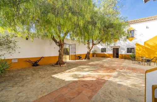 Teba House | Cubo's Casa Rural Cortijo El Puntal