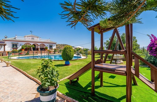 Guaro Cottage | Cubo's Casa Rural La Guarida del Zorro/Private pool/BBQ/Free Wi-Fi