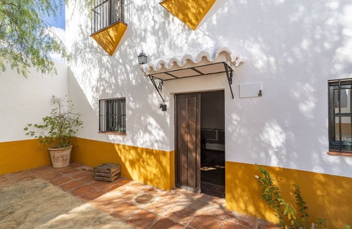 Teba Cottage | Cubo's Casa Rural San Cristobal Cortijo el Puntal/rural/communal pool/large outdoor areas/views/free wifi