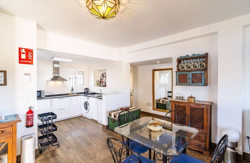Alhaurin de la Torre Ski Chalet | Cubo's Cortijos del Sol Mayoral House/community pool/terrace/free wifi