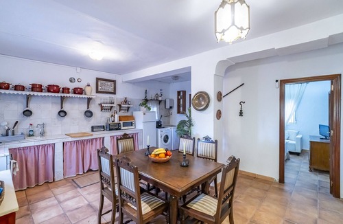 Antequera Cottage | Cubo's Cortijo La Olivera/Private pool/Rural/BBQ/Free Wi-Fi