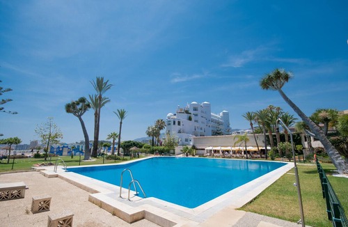 Torremolinos Apartment | Cubo's Estudio Santa Clara 45/terrace/views/air conditioning