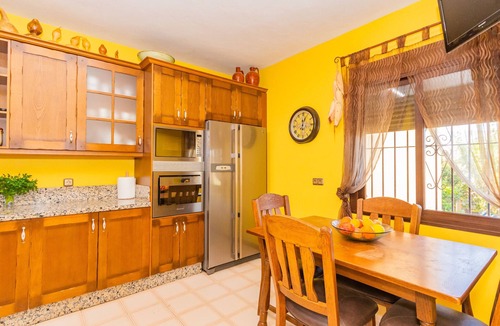 Pinos de Alhaurin Cottage | Cubo's Finca Las Cuatro Lunas