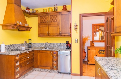Pinos de Alhaurin Cottage | Cubo's Finca Las Cuatro Lunas