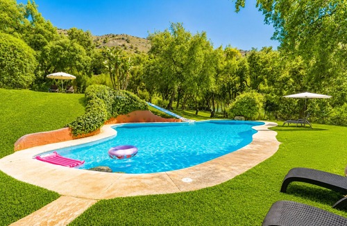 Coin Cottage | Cubo's Finca La Fuente del Pedregal Casa 4/nature/community pool/adventure