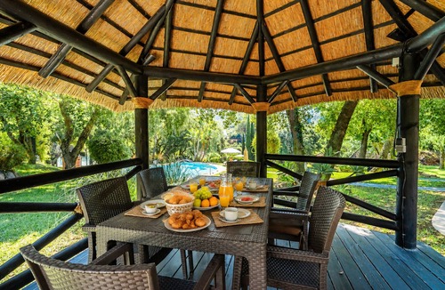 Coin Cottage | Cubo's Finca La Fuente del Pedregal Casa 4/nature/community pool/adventure