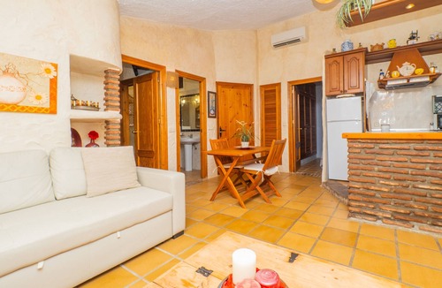 Coin Cottage | Cubo's Finca La Fuente del Pedregal Casa 3/nature/community pool/free Wi-Fi
