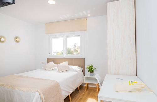 Torre de Benagalbon Bed & Breakfast | Cubo's Hostal William's Sunny 2/free wifi/air conditioning
