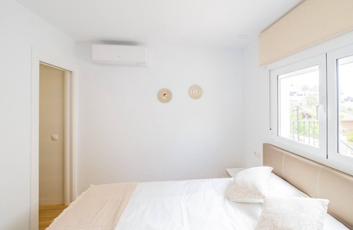 Torre de Benagalbon Bed & Breakfast | Cubo's Hostal William's Sunny 2/free wifi/air conditioning