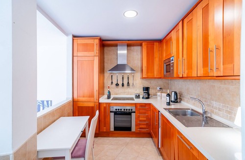 Alhaurin el Grande Apartment | Cubo's Lauro Golf 2 Bedroom Duplex/golf/communal pool/air conditioning/free wifi