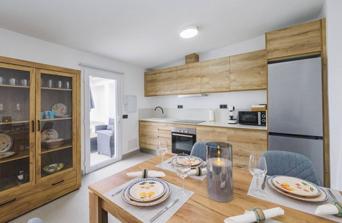 Mijas Pueblo Apartment | Cubo's La Santa Maria Mijas Pool & Sea View/urban/community pool/terrace/free Wi-Fi