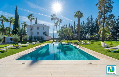 Alhaurin el Grande Cottage | Cubo's NAZ Country Stay | Family Fun/rural complex/private pool/gardens/optional buffet breakfast/free Wi-Fi