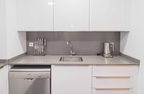 Carretera de Cadiz Apartment | Cubo's Sea View Pacifico Street & Free Parking/free wifi/air conditioning