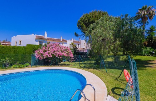 Mijas Ski Chalet | Cubo's Townhouse Sierrezuela/communal pool/BBQ/terrace/parking