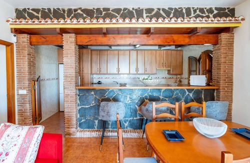 Alozaina Cottage | Cubo's Valentin High Privacy House/terrace/fireplace/BBQ/mountain views