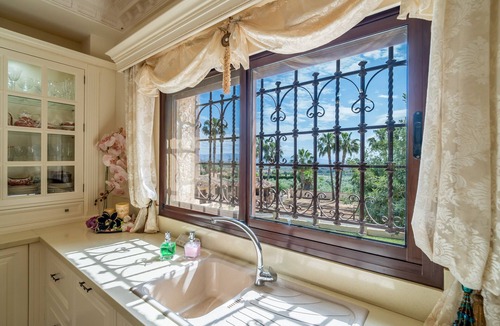 Alhaurin de la Torre Villa | Cubo's Villa Los Dos Reyes/private pool/leisure area/sports activities/BBQ