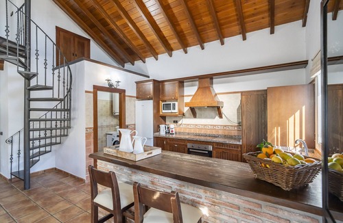 Alhaurin el Grande Villa | Cubo's Villa Cortijo La Indiana/private pool/air conditioning/free wifi/BBQ