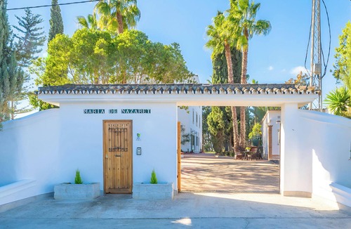 Alhaurin el Grande Apartment | Cubo’s NAZ Country Stay | Double Room with Terrace, Bathroom and Kitchen + Optional Breakfast