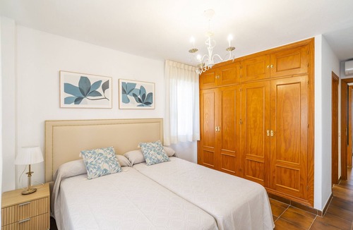 Alhaurin el Grande Bed & Breakfast | Cubo’s NAZ Country Stay | Double Room with Private Bathroom + Optional Breakfast