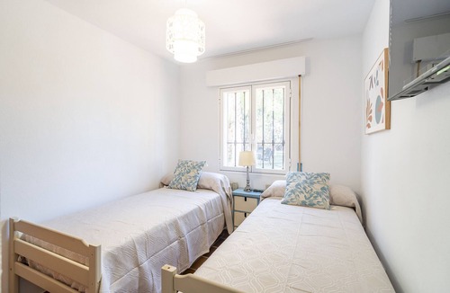 Alhaurin el Grande Bed & Breakfast | Cubo’s NAZ Country Stay | Double Room with Private Bathroom + Optional Breakfast