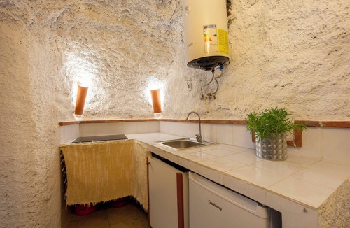 Terque House | Cueva Mariana Pineda by Interhome
