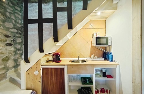 Cartes Apartment | Cyan Double Room - Private Bathroom - Cartes