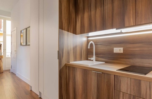 Granada City Center Apartment | Dúplex Cathedral Royale Suite