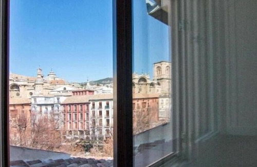 Granada City Center Apartment | Dúplex Cathedral Royale Suite