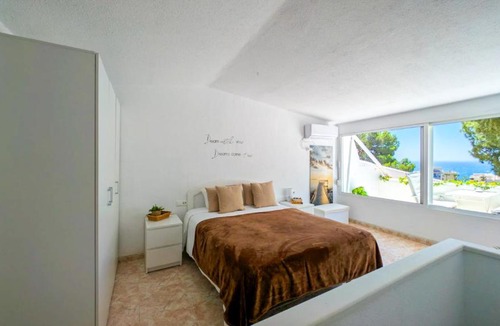 Urbanizacion Puerto de Estepona Apartment | Dúplex con Vistas al Mar a pasos de Playa