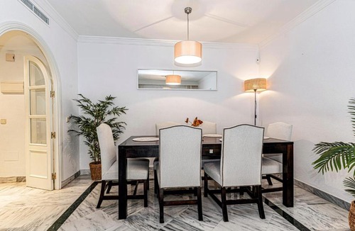Marbella Apartment | Dama de Noche by Rent Me