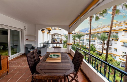 Marbella Apartment | Dama de Noche by Rent Me