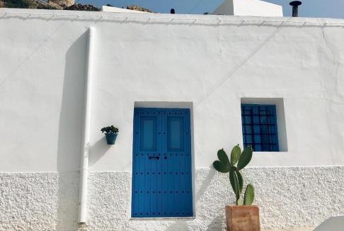 Nijar House | Damajuana ll