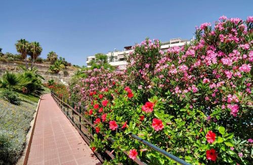 Benagalbon Apartment | Del Parque Flats - Golf & Beach Terrace