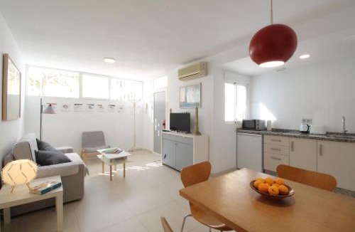 Pedregalejo Apartment | Del Parque Flats Pina Beach